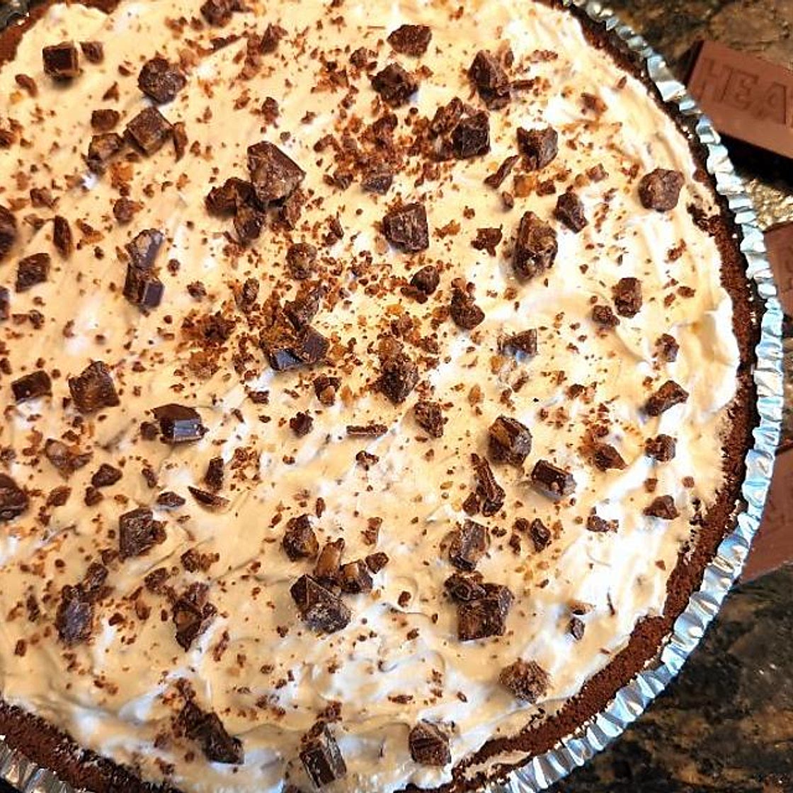No-Bake Creamy Toffee Cheesecake Pie Recipe Is Tried & True