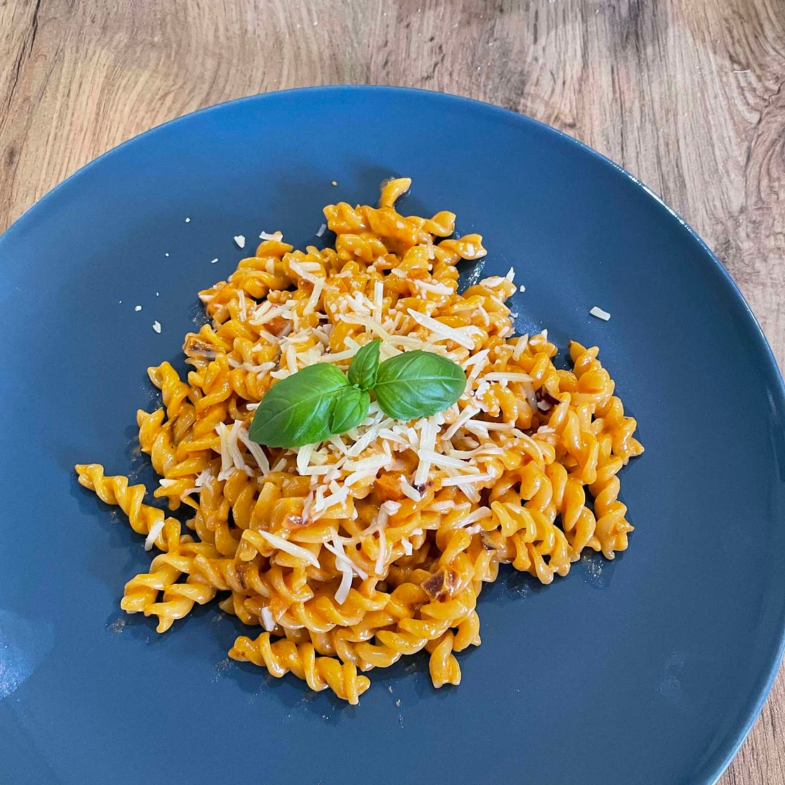Gigi hadid pasta