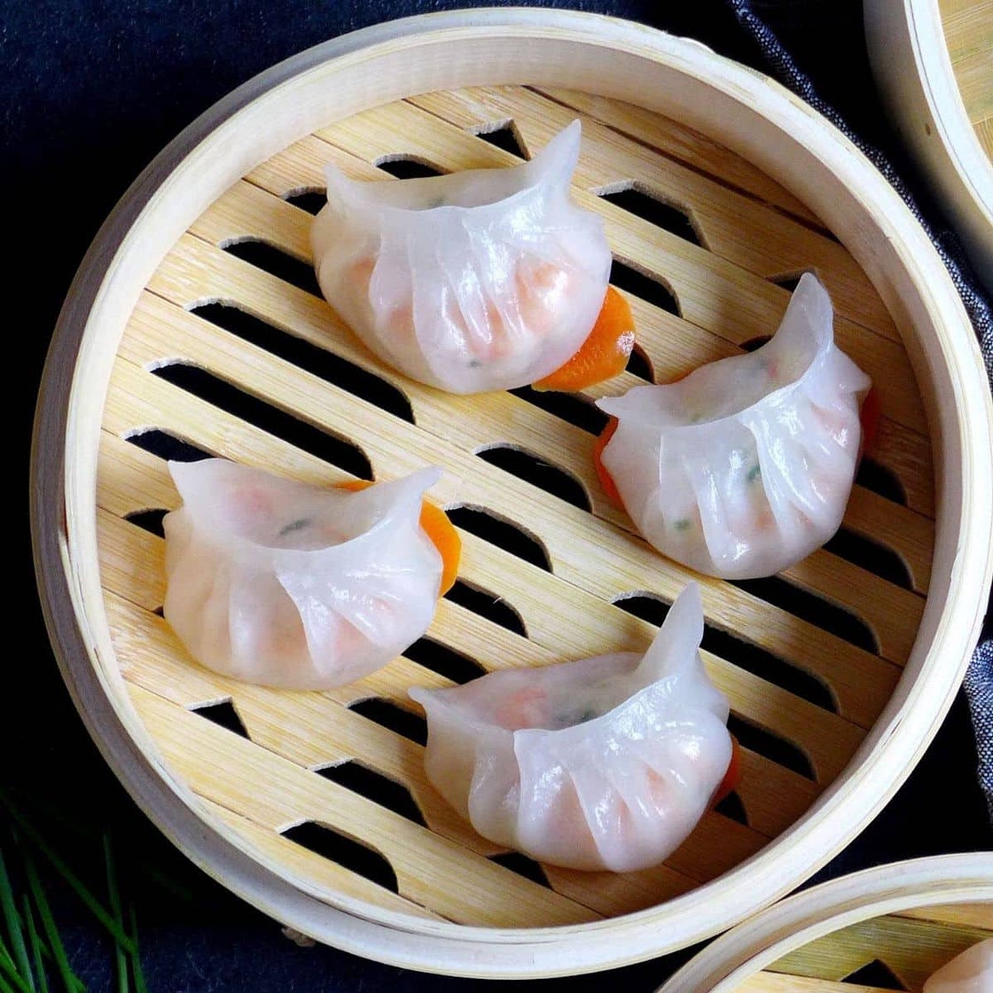 Har gow: crystal shrimp dumplings (虾饺)