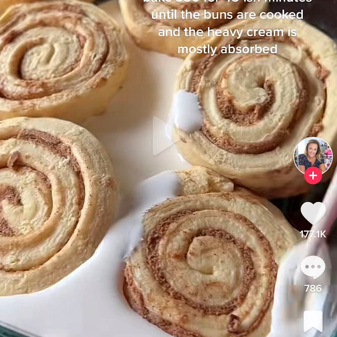 Tik tok cinnamon rolls 