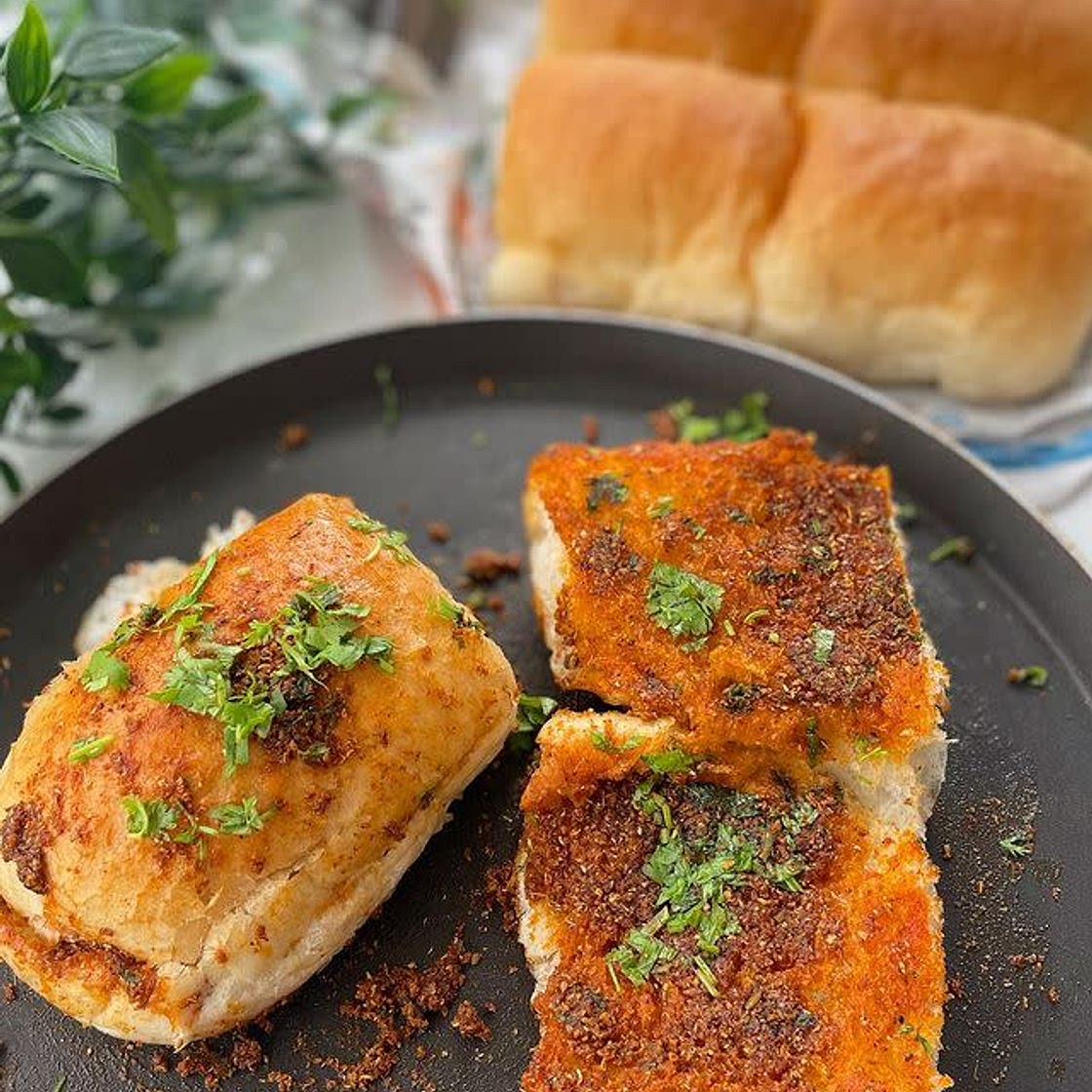 Desi Style Masala Pav
