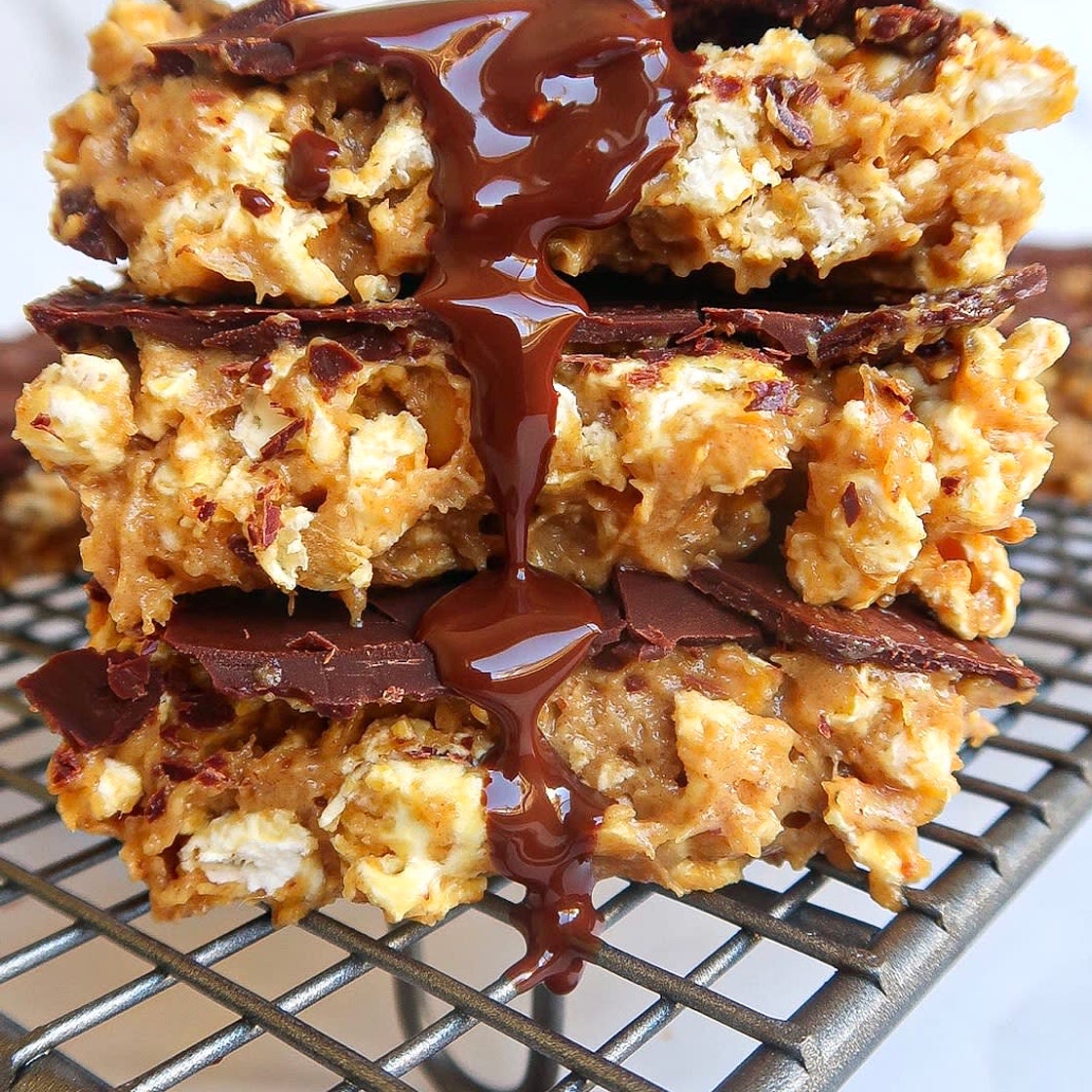 Popcorn Caramel Slice