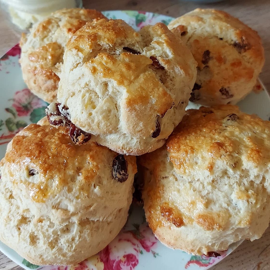 Classic scones with jam & clotted cream