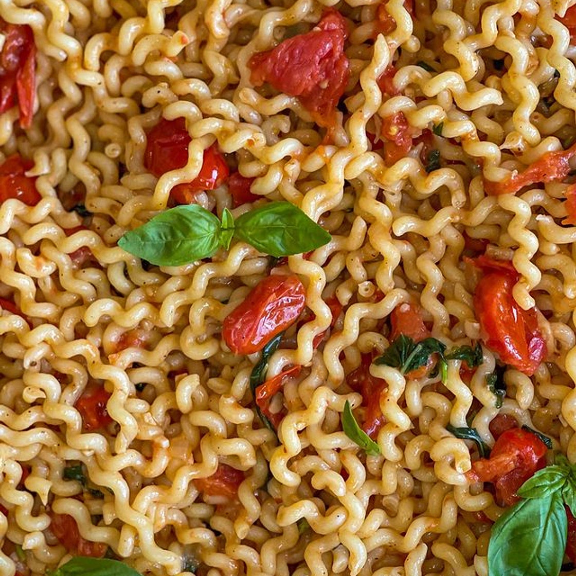 Tomato basil pasta