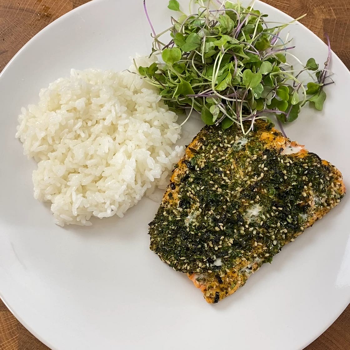 Sriracha Mayo Furikake Salmon