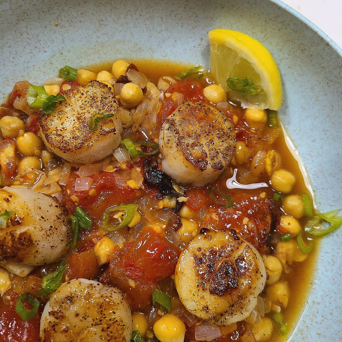 Scallops on Roasted Tomato Chickpeas
