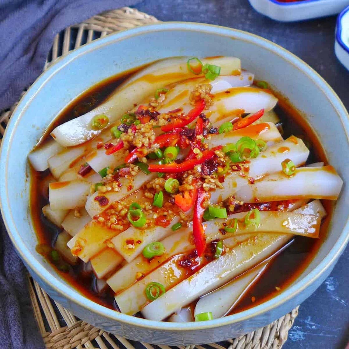 Liang Fen (Mung Bean Jelly Noodles, 凉粉)