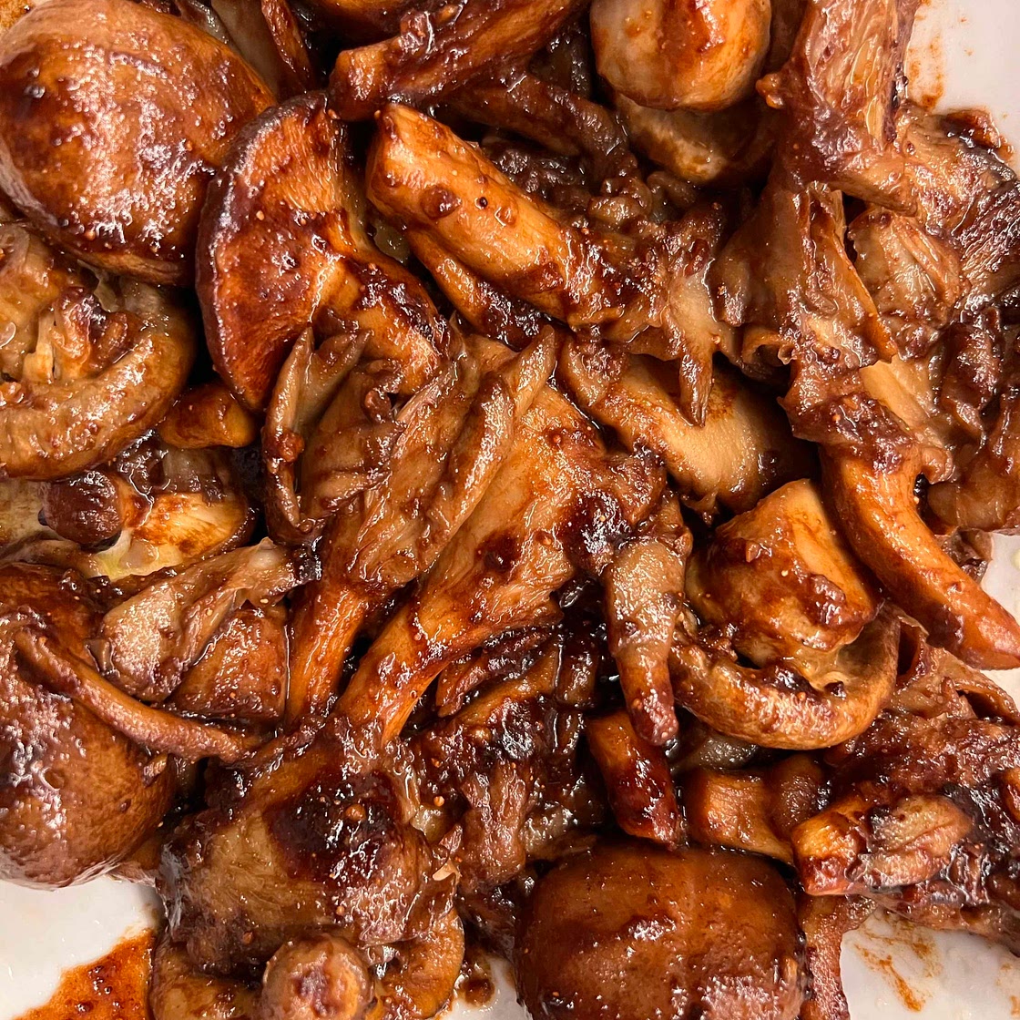 Miso garlic mashroms