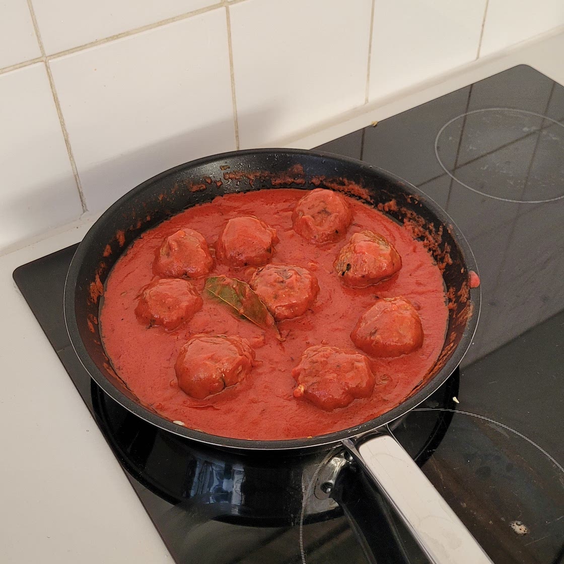 Balletjes in de tomatensaus op Jana's wijze