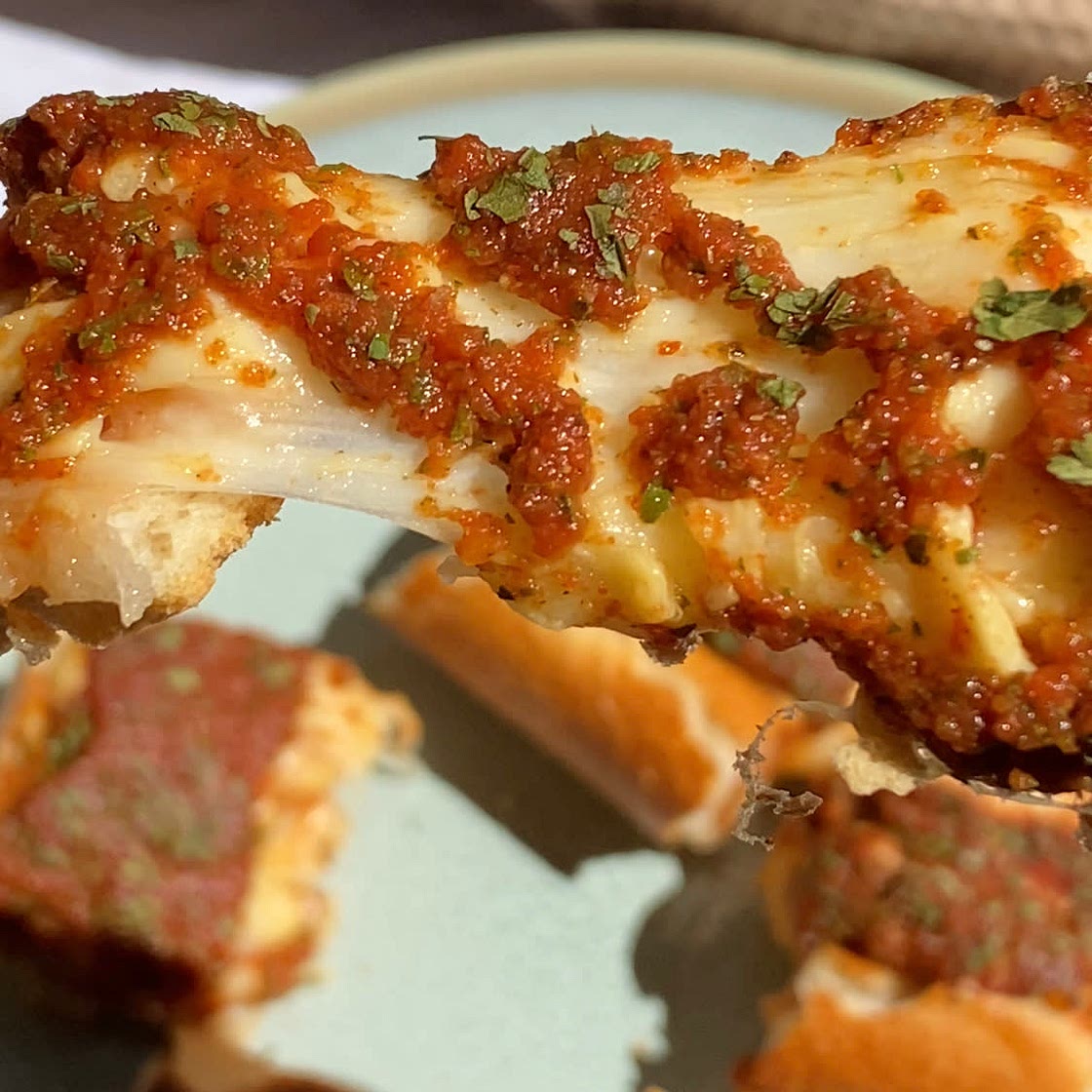 Baguette pizza bites 