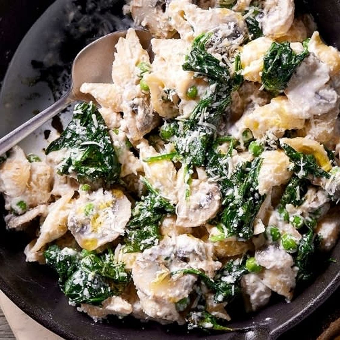 One pot creamy mushroom pasta