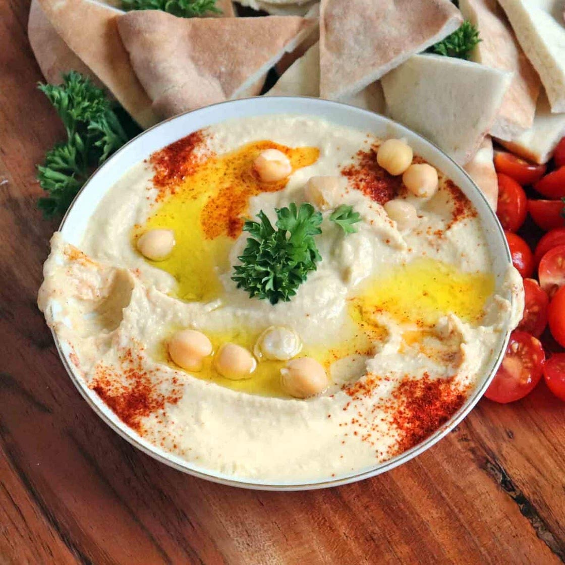 Authentic Lebanese Hummus Recipe