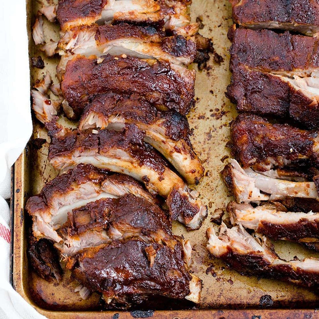 Crockpot Ribs (Slow Cooker Barbecue Ribs)