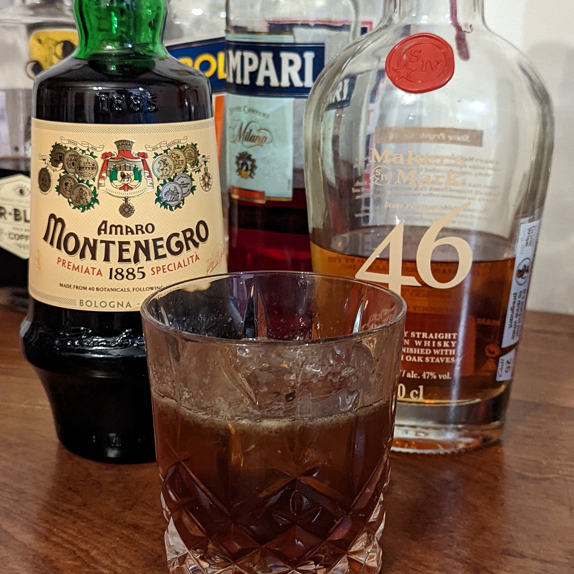 Chinotto 'cola' cocktail