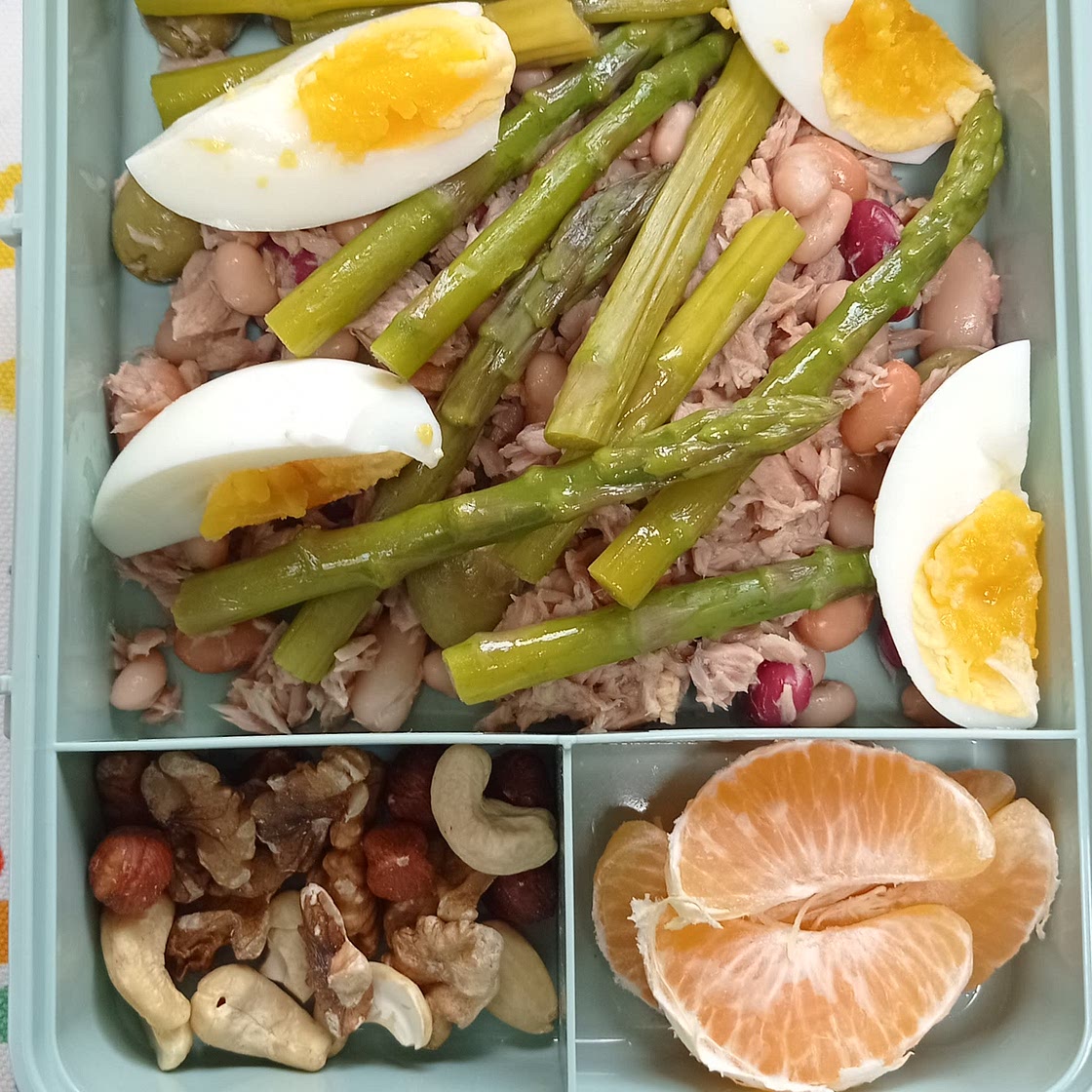 Tuna Bean Asparagus Salad