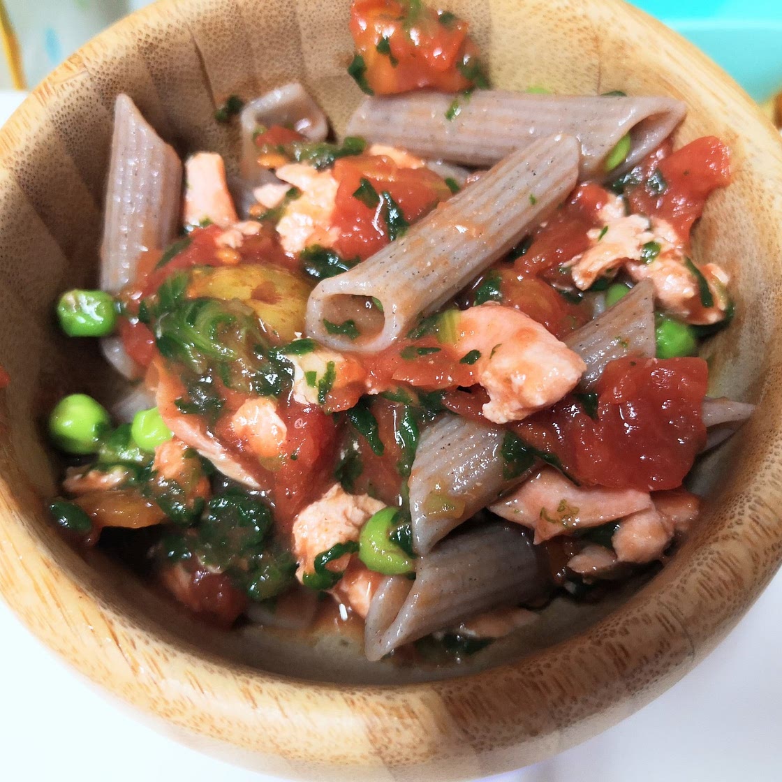 Salmon Pasta with Spinach and Peas
