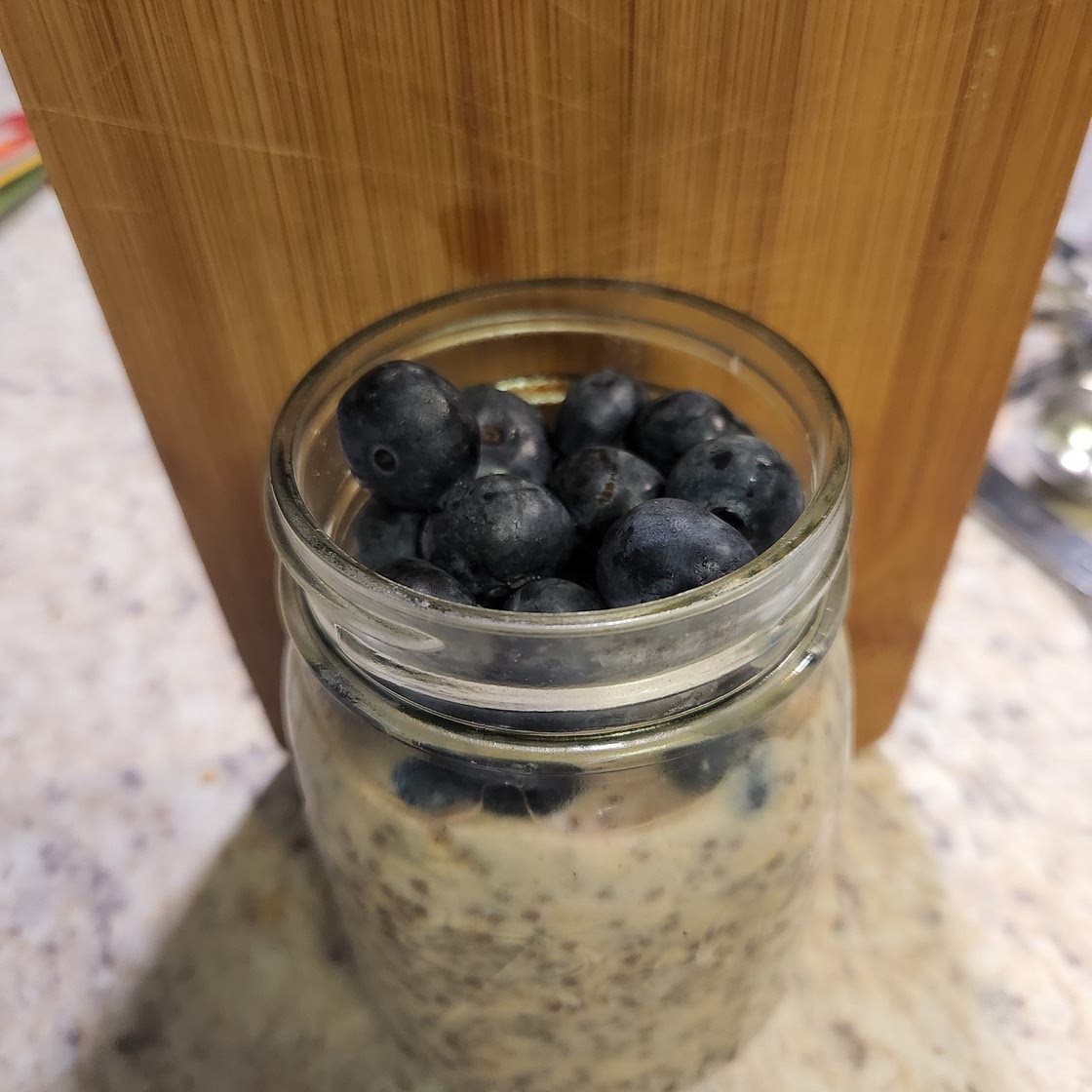 Overnight Oats with Cinnamon, Berries, and Soy Milk