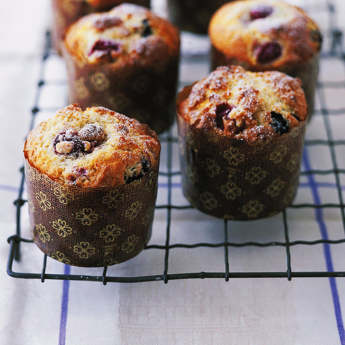 Mixed berry muffins