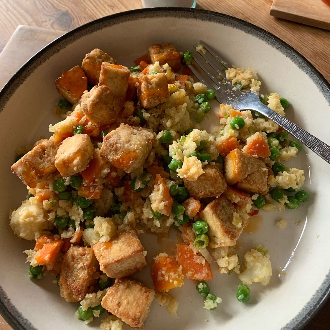 Cauliflower fried rice with crispy baked tofu