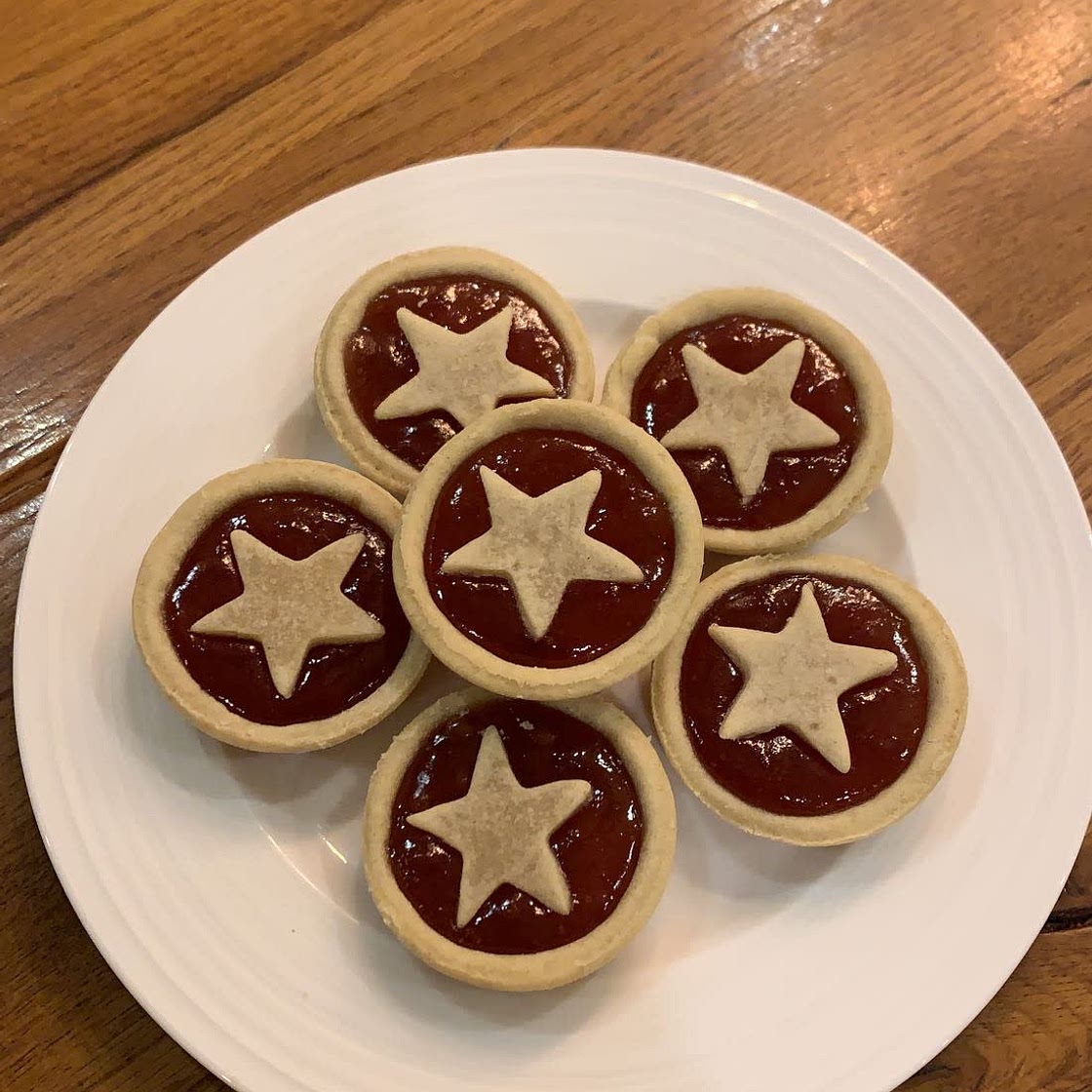 Jam tarts 