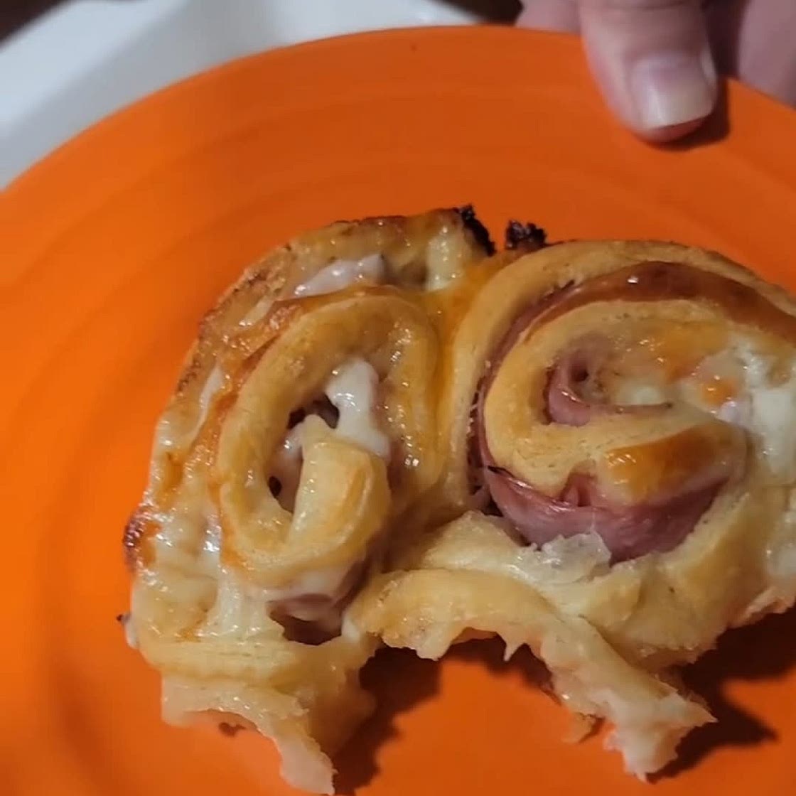 Ham & Cheesy Pinwheel Sandwiches