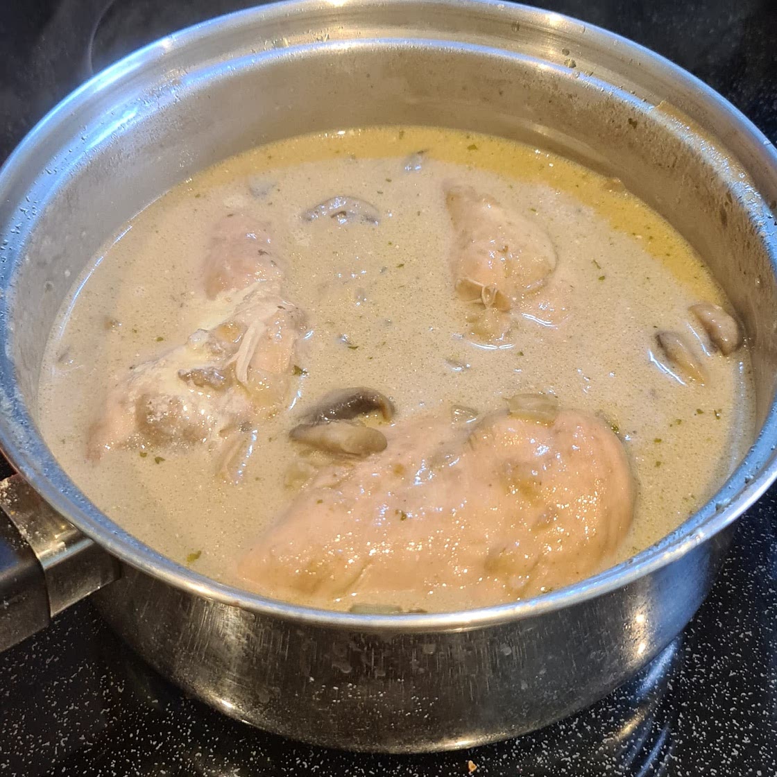 Chicken in Port - luxury dinner