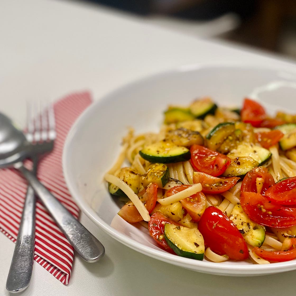 Easy and delicious Mediterranean pasta
