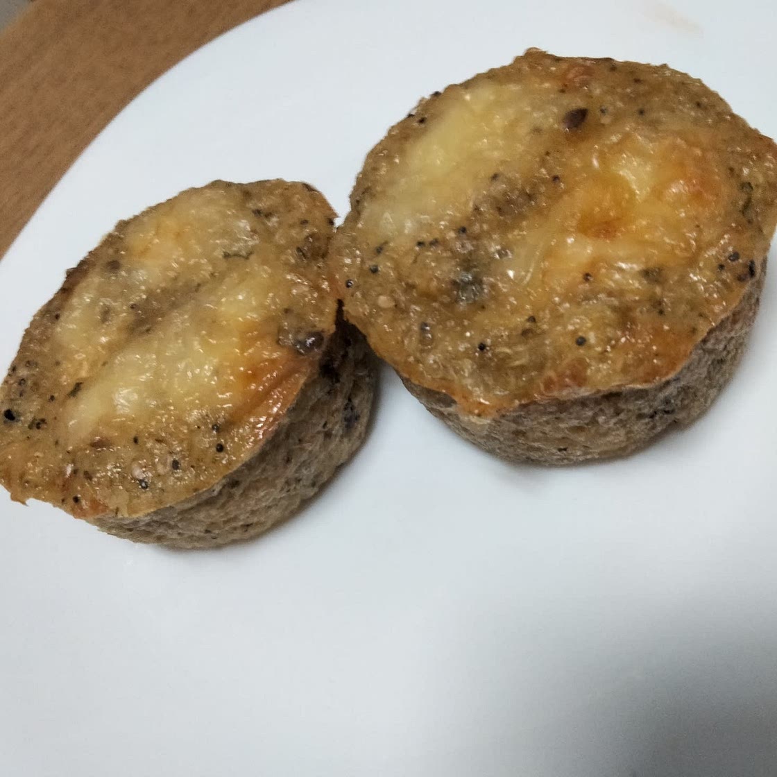 Mini Ham and Cheese Quinoa Cups