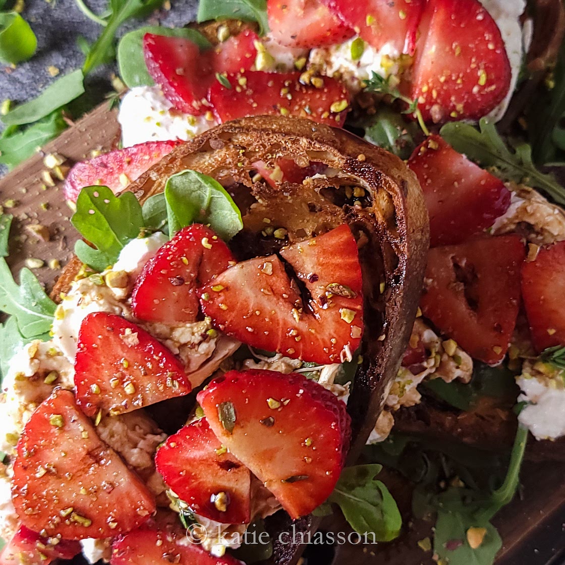 Burrata Cheese with Strawberries and Balsamic