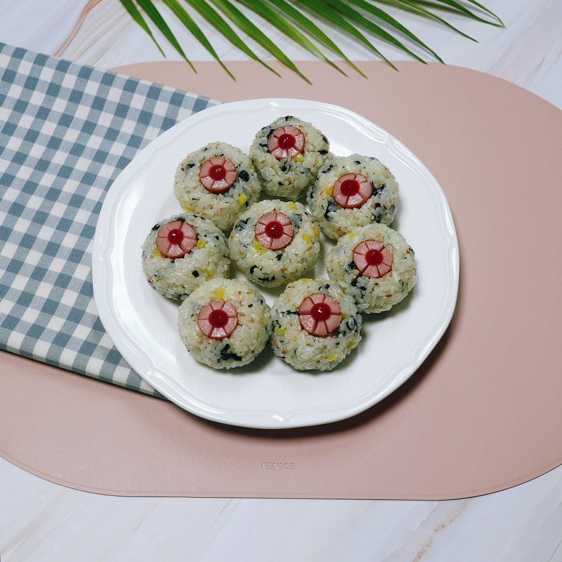 비엔나소시지 꽃 주먹밥