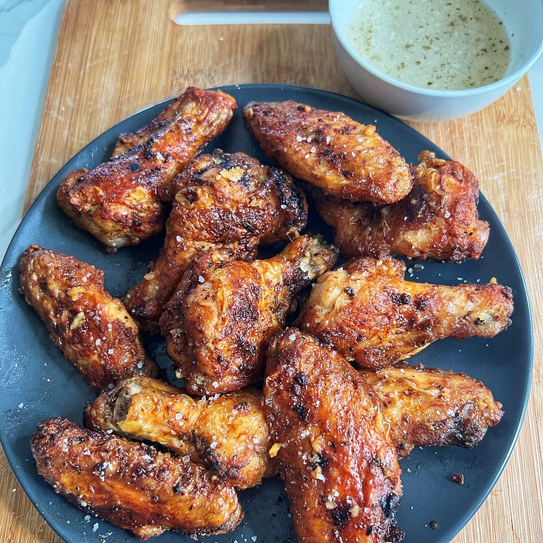 Salt and Vinegar Garlic Wings — Angiela Eats 