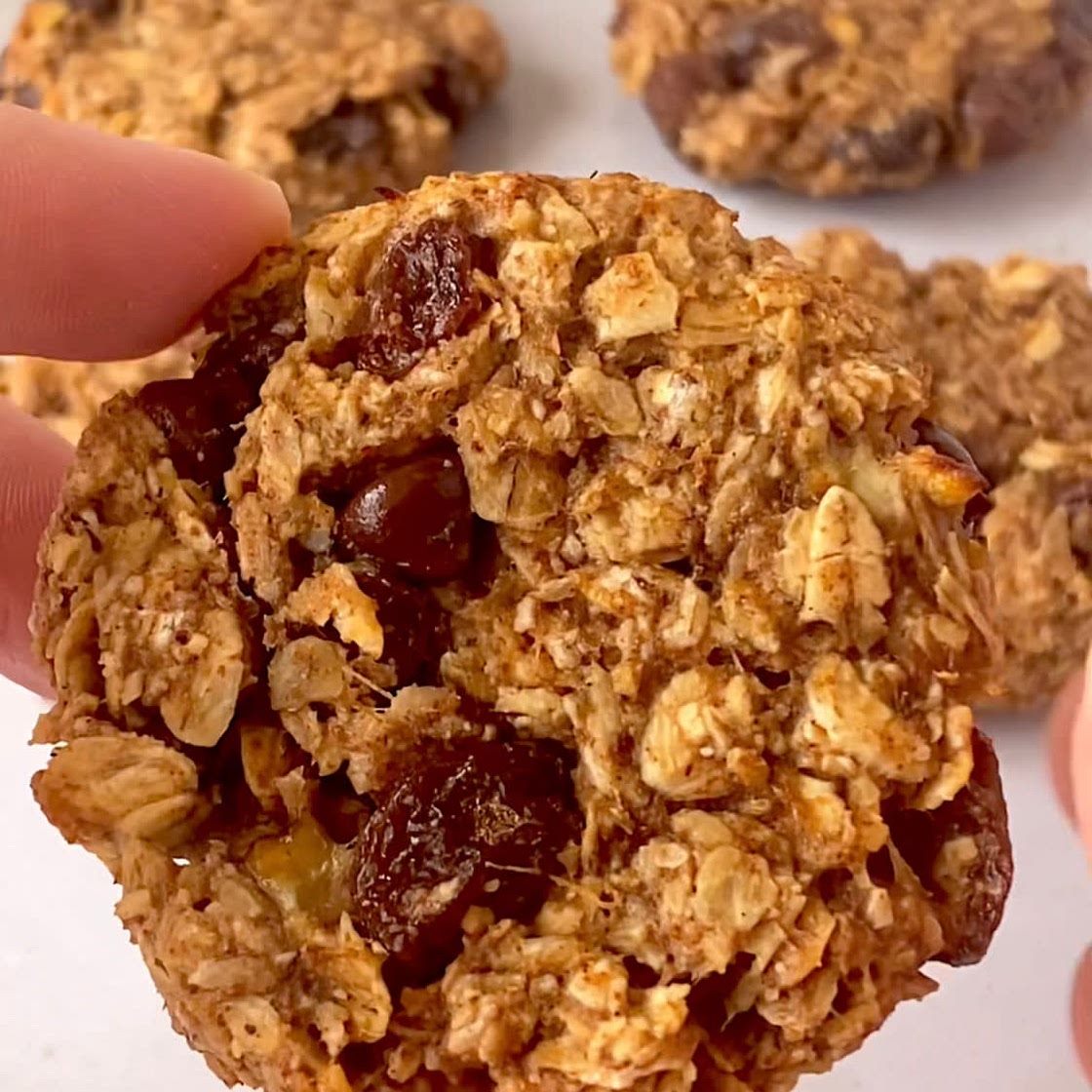 Cinnamon & Raisin Breakfast Cookies