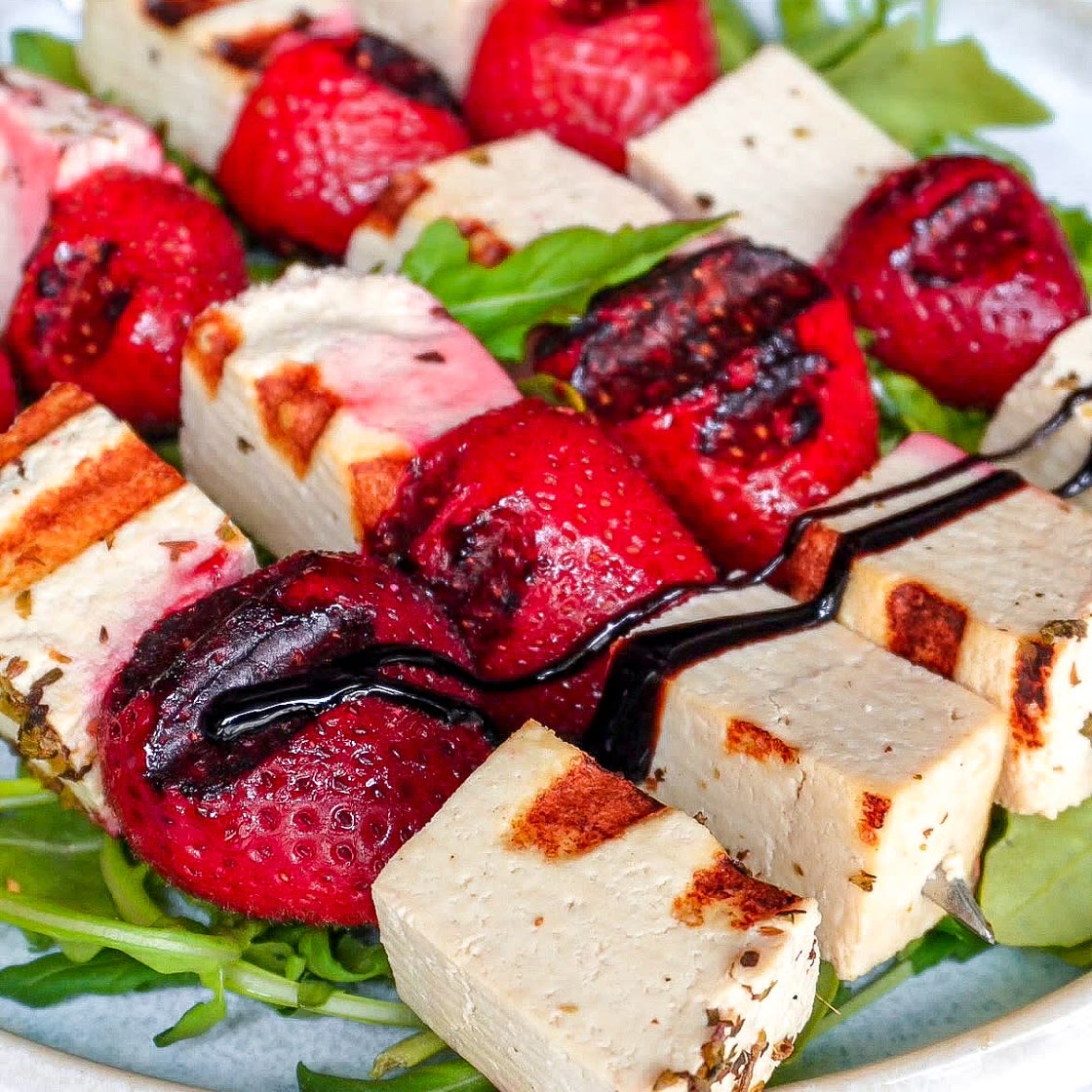 "Feto" Strawberry Skewers (vegan & low carb & high-protein)