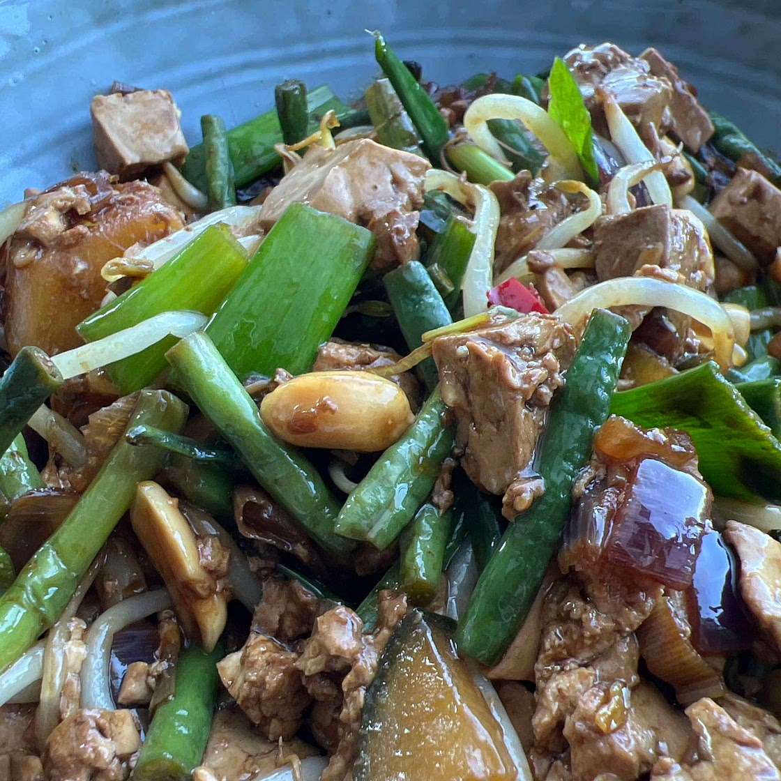 Nutty, Sesame, Asian style yardlong beans with tofu 