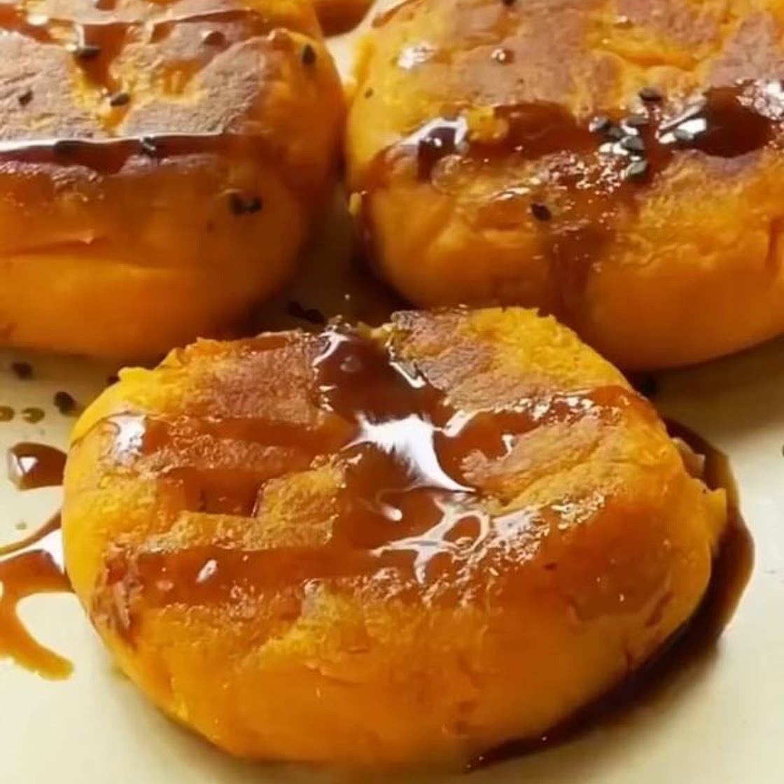 Melty Cheesy Sweet potato Mochi 🧀 by