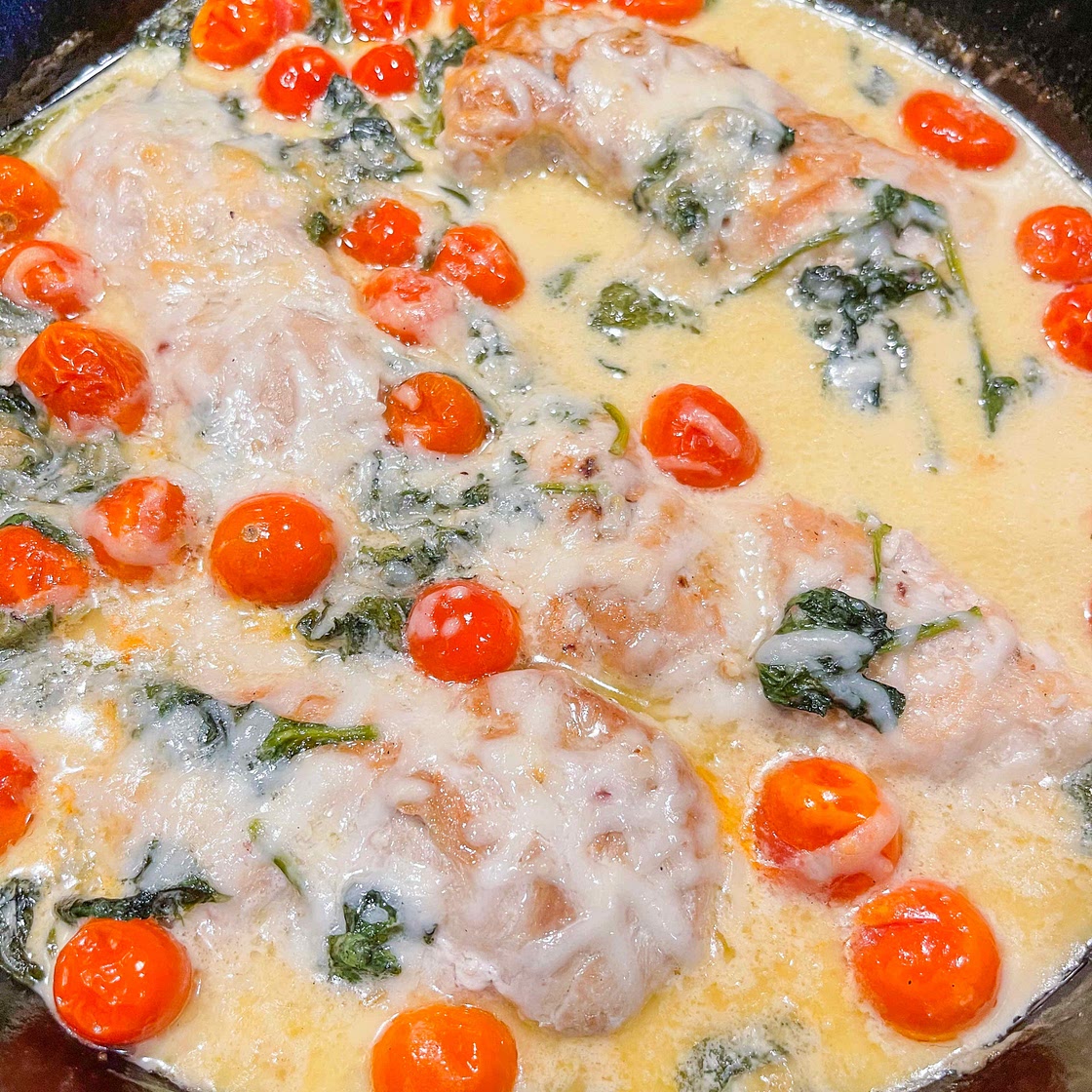 Skillet Tuscan chicken 