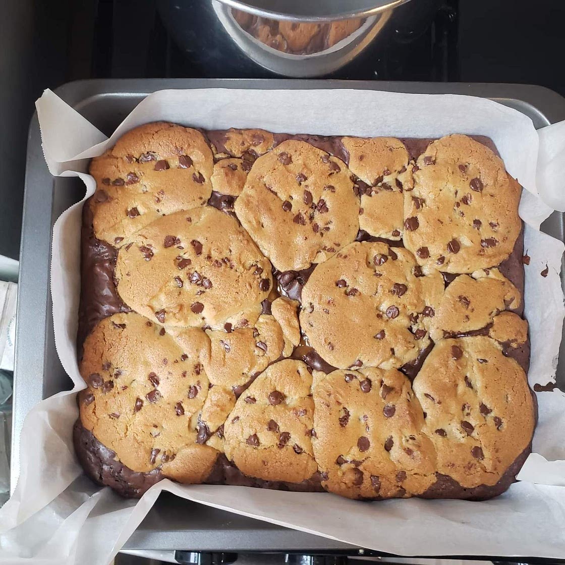 Salted Toffee Caramel Brownie Bake
