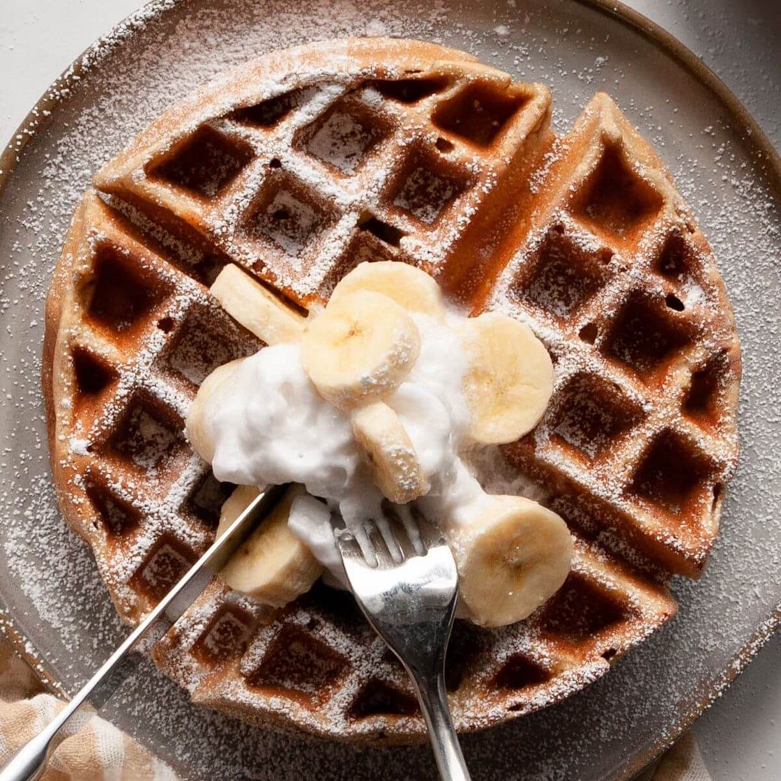 Flourless Banana Oat Waffles