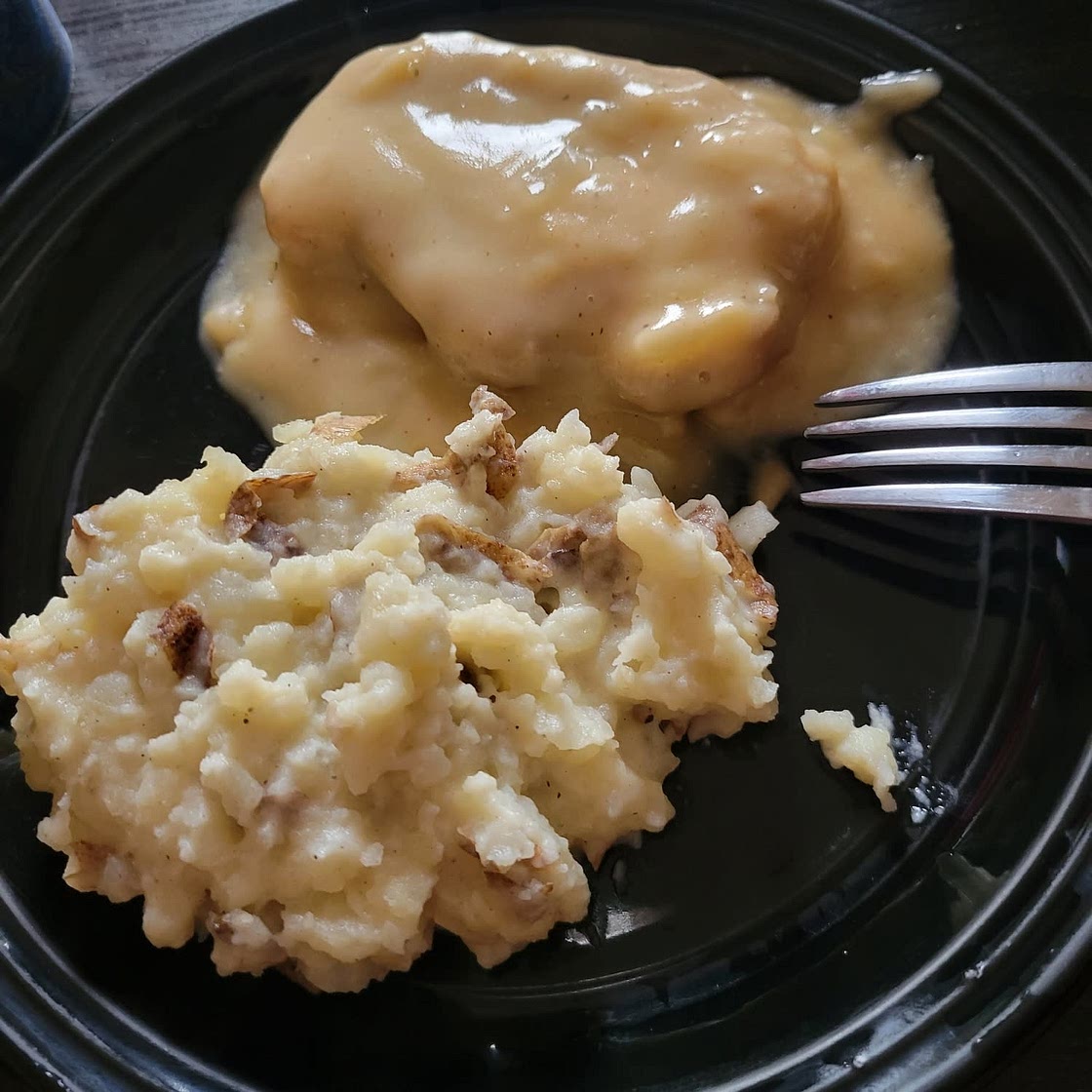 Best Pork Chop Recipe - Smothered Pork Chops