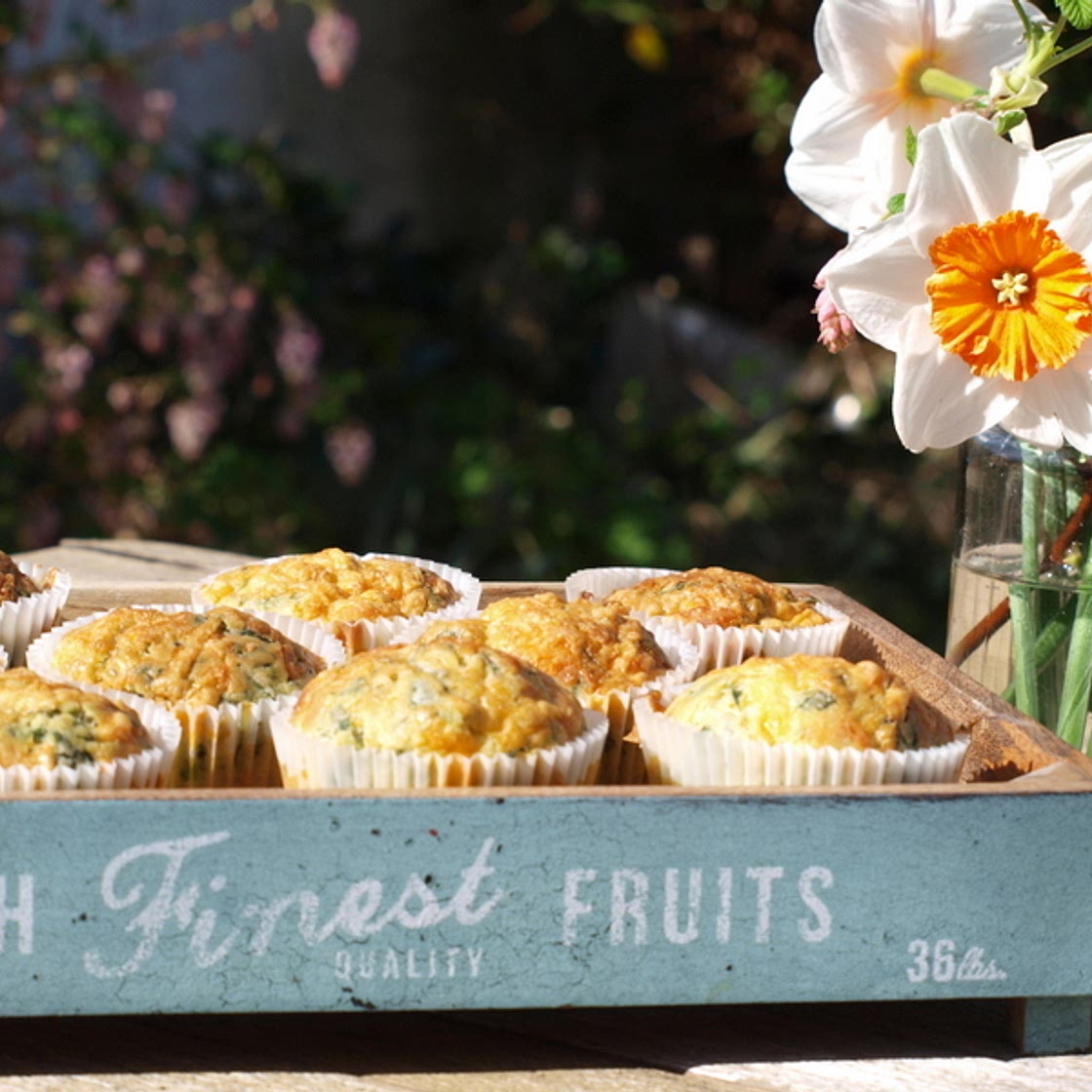 Low FODMAP Spinach and Cheddar Muffins