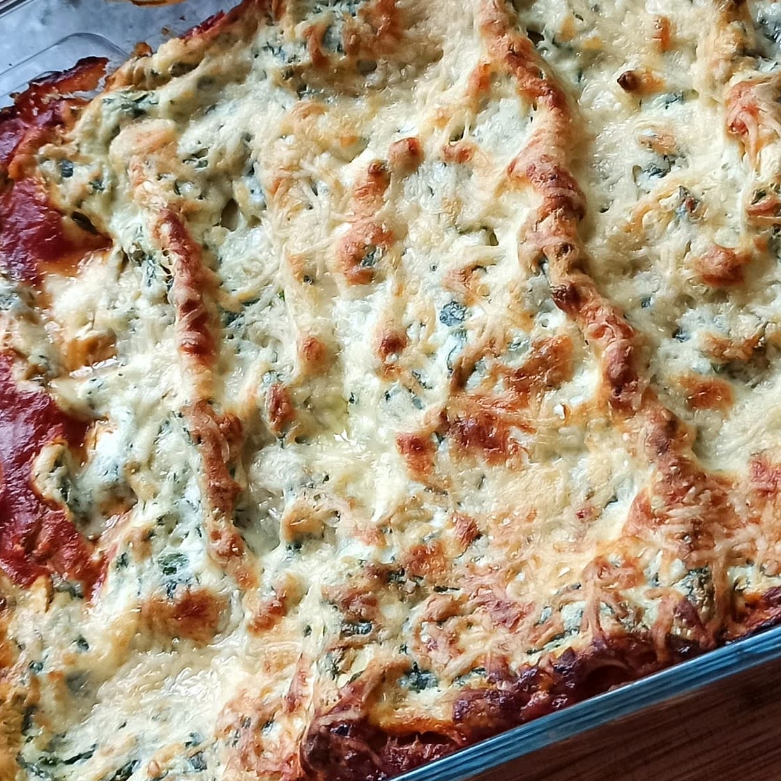 Spinach and pine nut lasagna