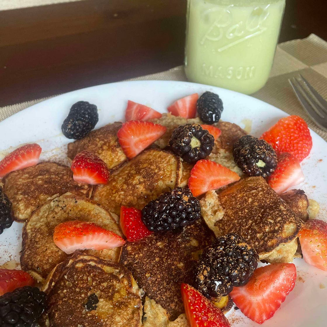 Best Banana Protein Panckaes ( 5 Ingredients )