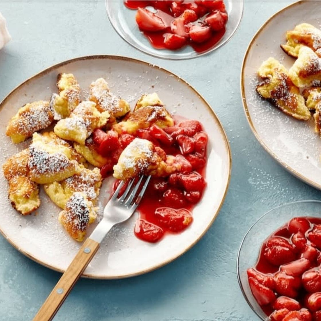 Kaiserschmarrn mit Erdbeeren