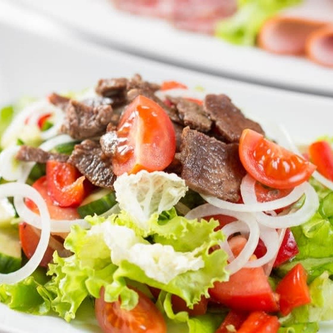 Knackiger Rindfleischsalat