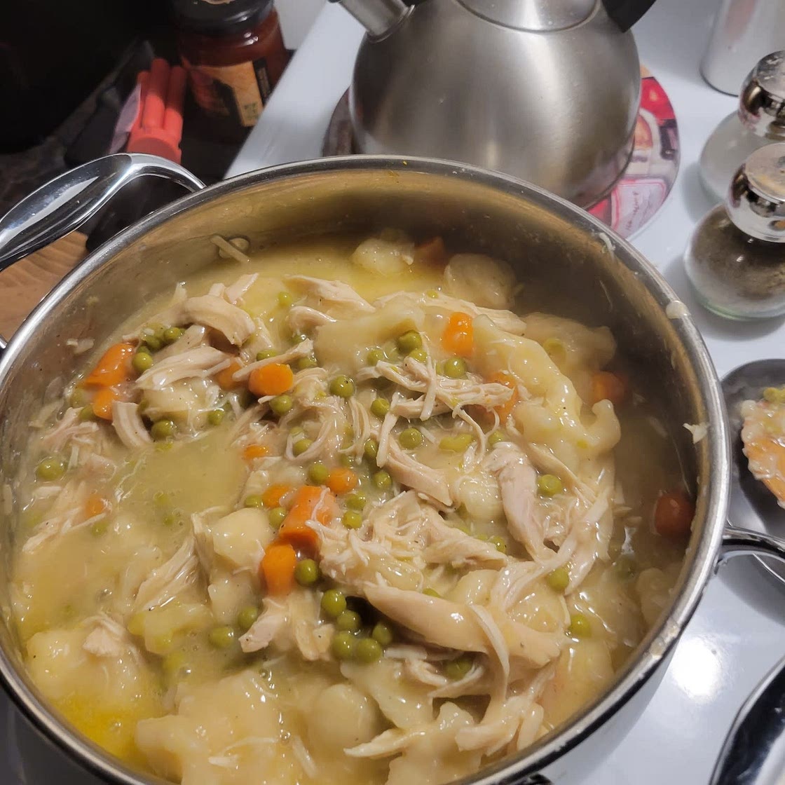 Super Easy Chicken and Dumplings