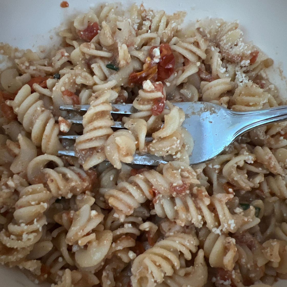 Feta and Tomato Pasta {Slow Cooker Recipe}