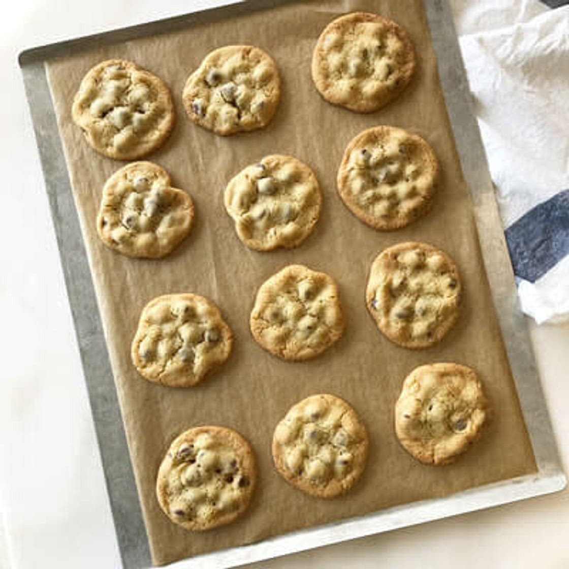 6 butter chocolate chip cookies