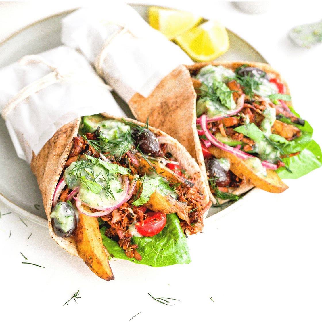 Vegan Gyros: With Pulled Jackfruit