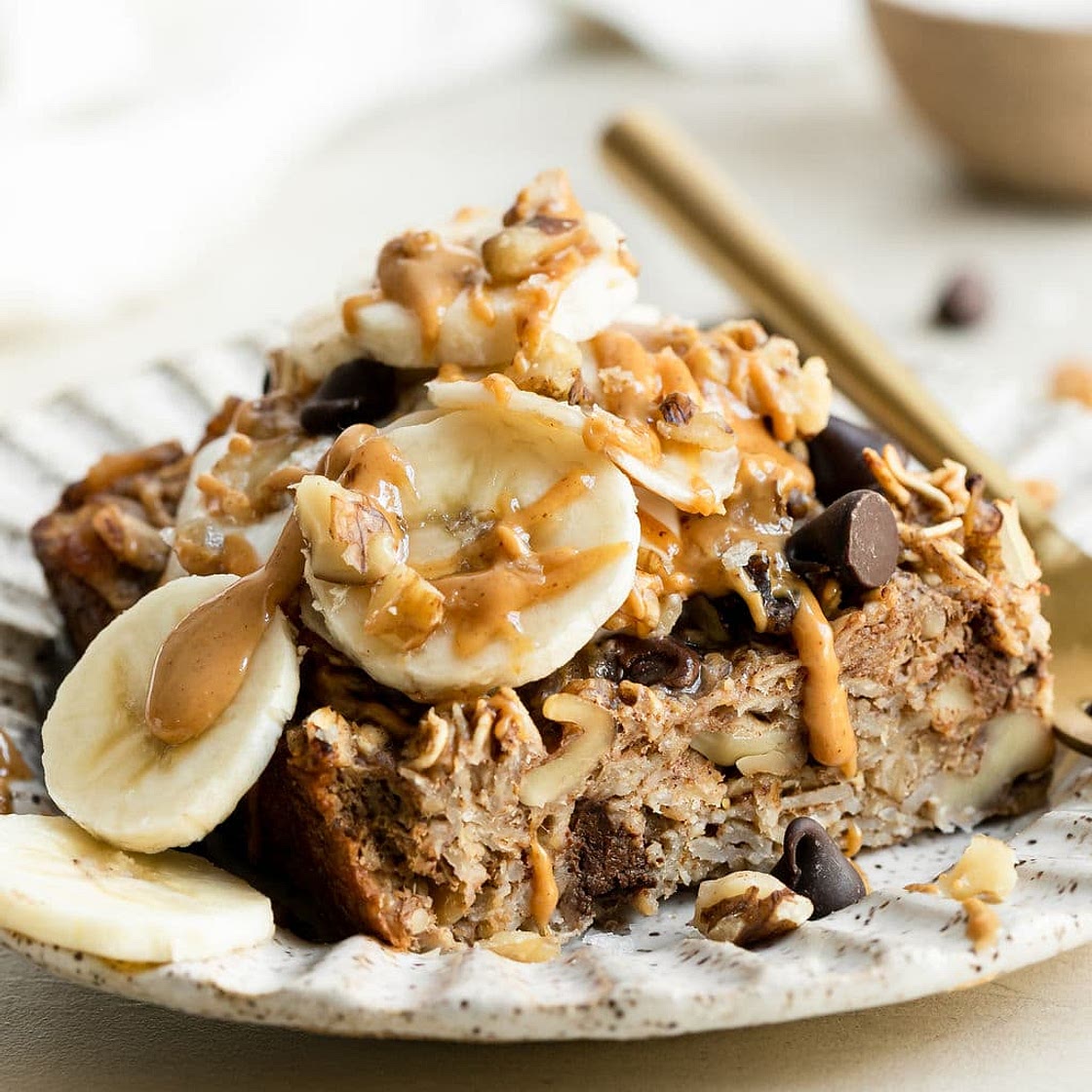 Banana Chocolate Chip Baked Oatmeal