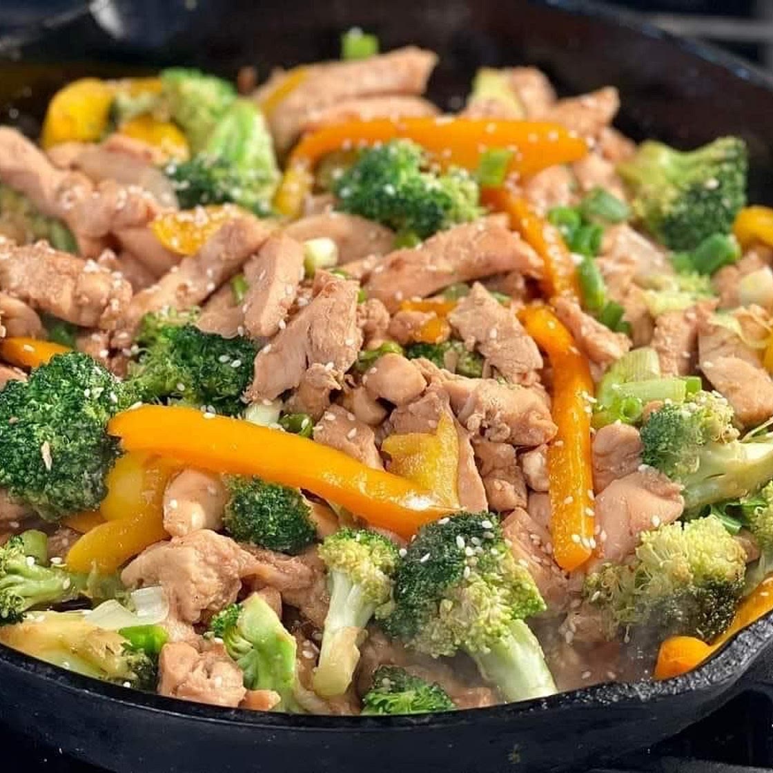 Chinese Chicken and Veggie Stir-Fry